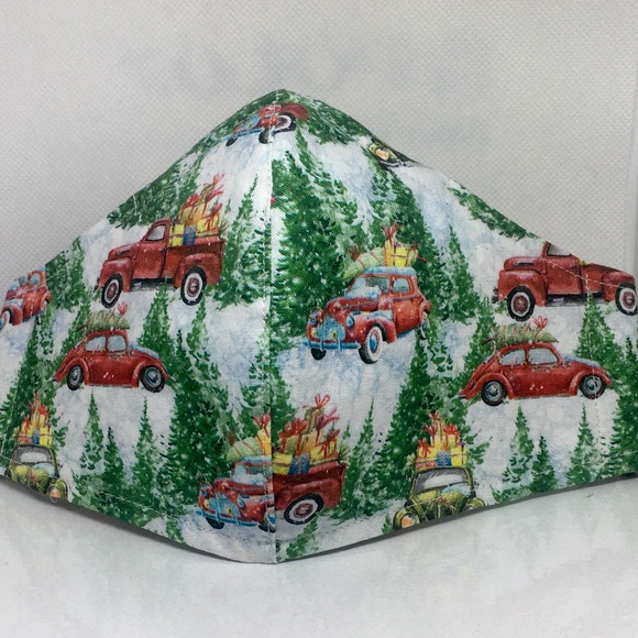 SANTA’S RED TRUCKS 100% COTTON 3-LAYER MASK + - Picture 2 of 10